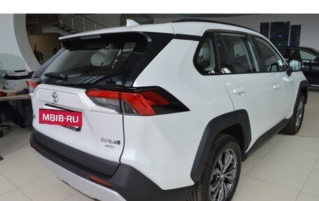 Toyota RAV4, 2024 год, 4 950 000 рублей, 39 фотография