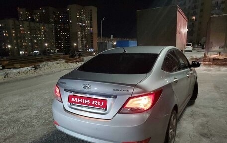 Hyundai Solaris II рестайлинг, 2014 год, 1 000 000 рублей, 4 фотография