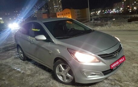 Hyundai Solaris II рестайлинг, 2014 год, 1 000 000 рублей, 7 фотография