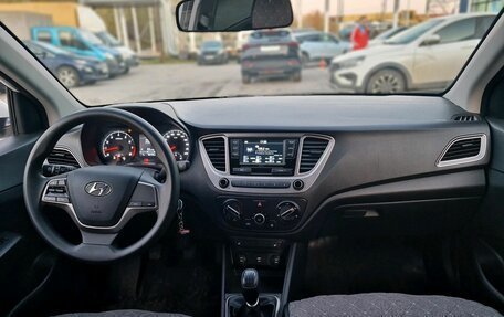 Hyundai Solaris II рестайлинг, 2022 год, 1 730 000 рублей, 14 фотография