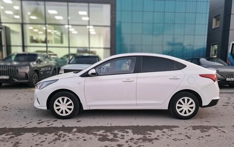 Hyundai Solaris II рестайлинг, 2022 год, 1 730 000 рублей, 21 фотография