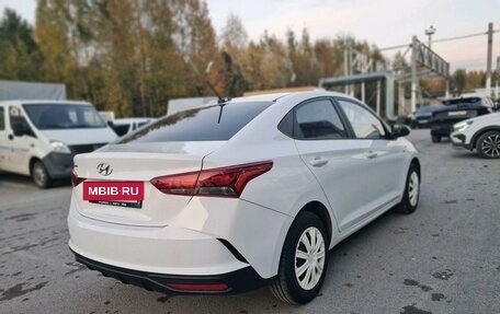 Hyundai Solaris II рестайлинг, 2022 год, 1 730 000 рублей, 24 фотография