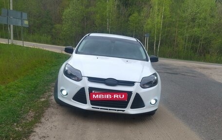 Ford Focus III, 2013 год, 960 000 рублей, 2 фотография