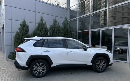 Toyota RAV4, 2024 год, 4 700 000 рублей, 5 фотография