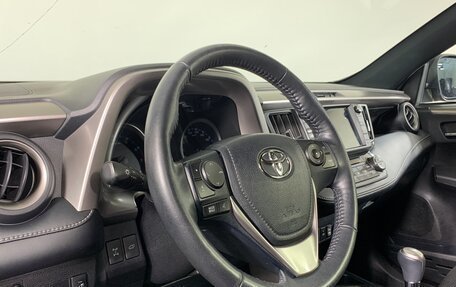 Toyota RAV4, 2019 год, 2 980 000 рублей, 4 фотография