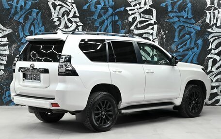 Toyota Land Cruiser Prado 150 рестайлинг 2, 2021 год, 7 365 000 рублей, 4 фотография