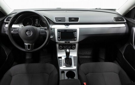 Volkswagen Passat B7, 2011 год, 1 085 000 рублей, 15 фотография