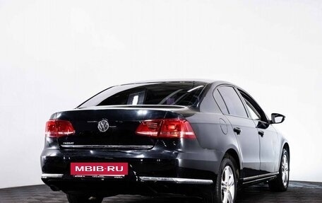 Volkswagen Passat B7, 2011 год, 1 085 000 рублей, 6 фотография