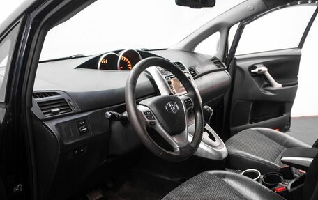 Toyota Verso I, 2012 год, 1 499 000 рублей, 6 фотография