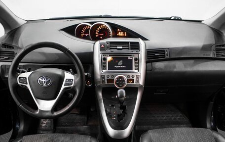 Toyota Verso I, 2012 год, 1 499 000 рублей, 8 фотография