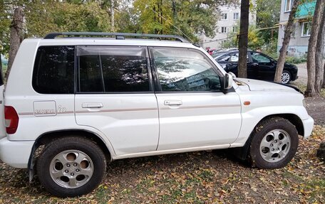 Mitsubishi Pajero iO, 2000 год, 720 000 рублей, 3 фотография