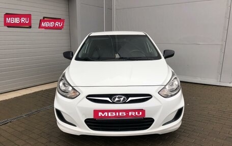 Hyundai Solaris II рестайлинг, 2011 год, 691 000 рублей, 2 фотография