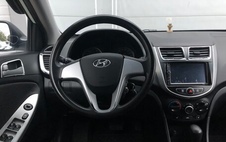 Hyundai Solaris II рестайлинг, 2011 год, 691 000 рублей, 7 фотография