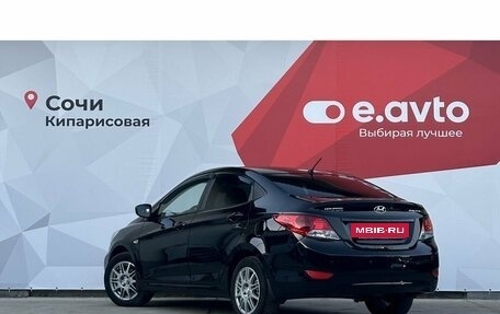 Hyundai Solaris II рестайлинг, 2012 год, 1 000 000 рублей, 4 фотография