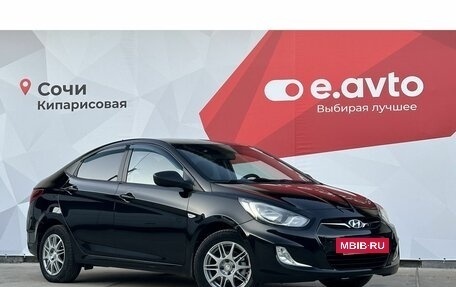 Hyundai Solaris II рестайлинг, 2012 год, 1 000 000 рублей, 3 фотография