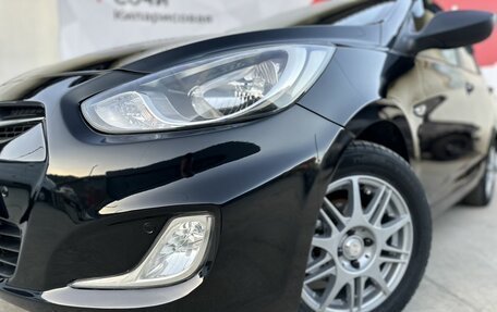 Hyundai Solaris II рестайлинг, 2012 год, 1 000 000 рублей, 20 фотография