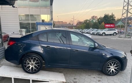 Chevrolet Cruze II, 2010 год, 675 000 рублей, 9 фотография