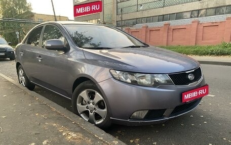 KIA Cerato III, 2010 год, 650 000 рублей, 2 фотография