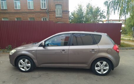 KIA cee'd I рестайлинг, 2009 год, 650 000 рублей, 1 фотография