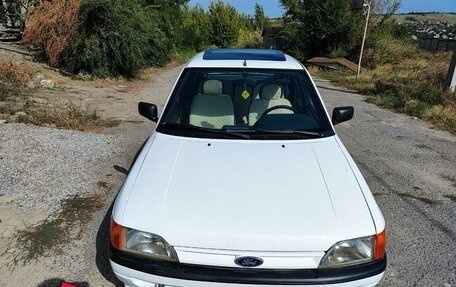 Ford Escort V, 1991 год, 237 000 рублей, 24 фотография