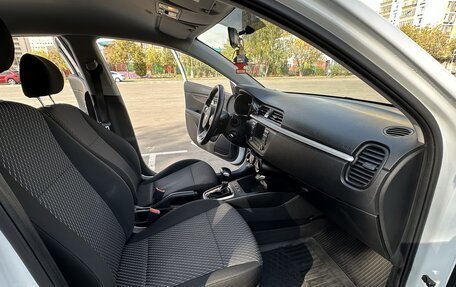 KIA Rio IV, 2019 год, 1 399 000 рублей, 12 фотография