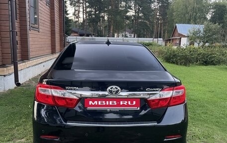 Toyota Camry, 2013 год, 1 680 000 рублей, 5 фотография