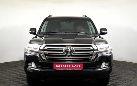 Toyota Land Cruiser 200, 2017 год, 6 550 000 рублей, 2 фотография