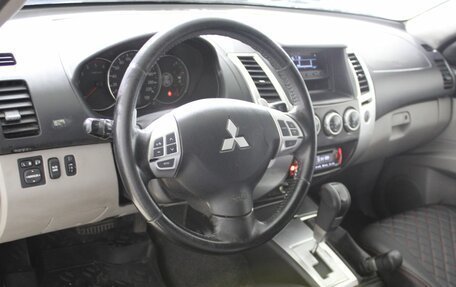 Mitsubishi Pajero Sport II рестайлинг, 2012 год, 1 650 000 рублей, 12 фотография