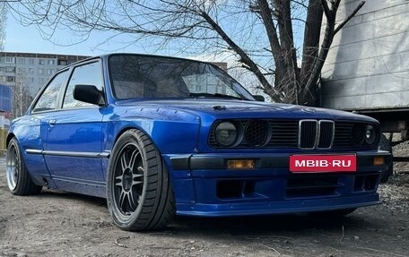 BMW 3 серия, 1987 год, 1 020 000 рублей, 1 фотография