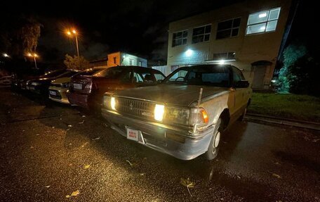 Toyota Crown, 1990 год, 300 000 рублей, 1 фотография