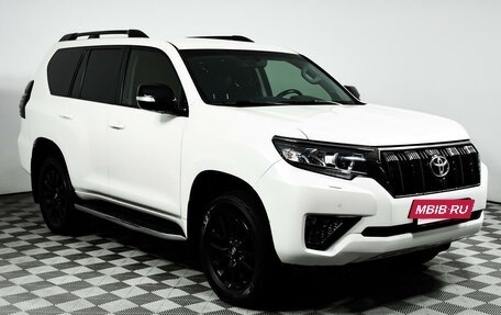 Toyota Land Cruiser Prado 150 рестайлинг 2, 2020 год, 5 780 000 рублей, 3 фотография