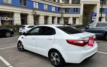 KIA Rio III рестайлинг, 2015 год, 880 000 рублей, 11 фотография