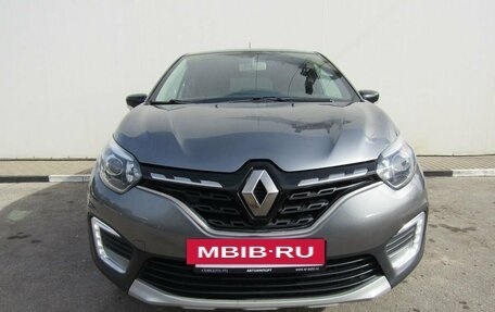 Renault Kaptur I рестайлинг, 2020 год, 1 760 000 рублей, 2 фотография