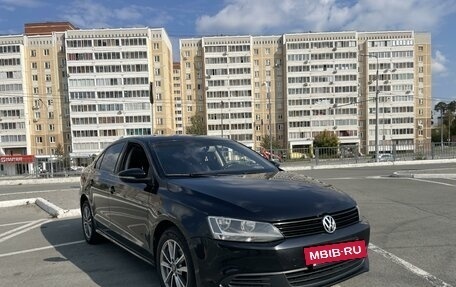 Volkswagen Jetta VI, 2013 год, 1 117 900 рублей, 5 фотография