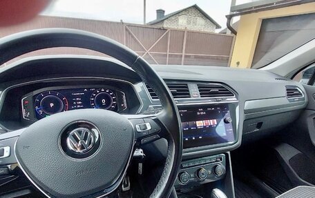 Volkswagen Tiguan II, 2020 год, 3 490 000 рублей, 9 фотография