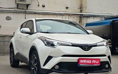 Toyota C-HR I рестайлинг, 2020 год, 2 150 000 рублей, 7 фотография