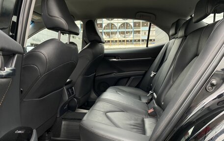 Toyota Camry, 2018 год, 3 059 000 рублей, 16 фотография