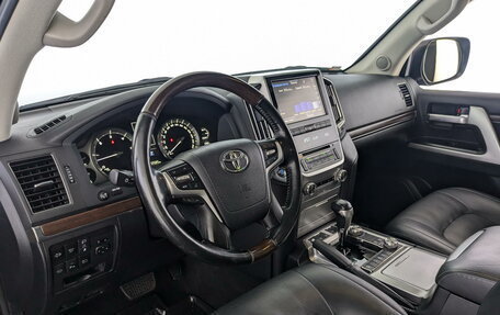 Toyota Land Cruiser 200, 2018 год, 7 800 000 рублей, 13 фотография