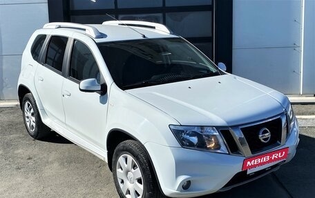 Nissan Terrano III, 2016 год, 1 290 000 рублей, 3 фотография