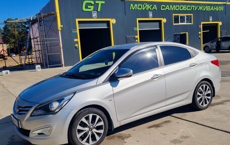 Hyundai Solaris II рестайлинг, 2015 год, 1 150 000 рублей, 17 фотография