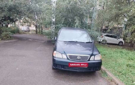 Toyota Gaia, 2003 год, 445 000 рублей, 3 фотография