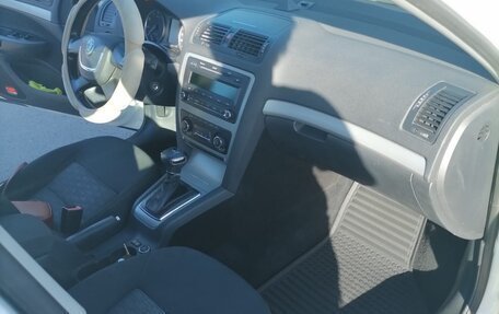 Skoda Octavia, 2012 год, 1 075 000 рублей, 10 фотография