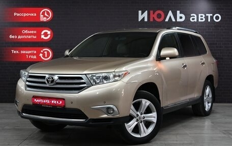 Toyota Highlander III, 2011 год, 2 500 000 рублей, 1 фотография