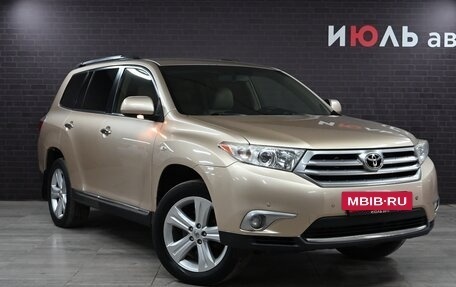 Toyota Highlander III, 2011 год, 2 500 000 рублей, 4 фотография