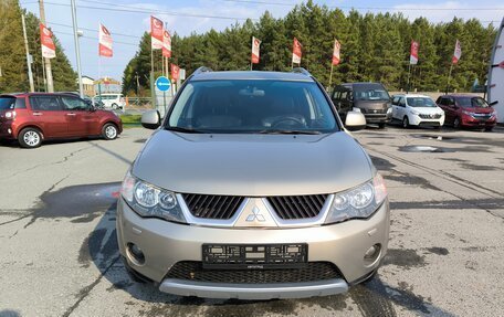 Mitsubishi Outlander III рестайлинг 3, 2008 год, 1 364 995 рублей, 2 фотография