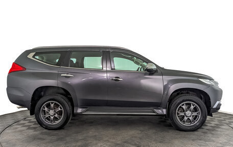 Mitsubishi Pajero Sport III рестайлинг, 2019 год, 3 470 000 рублей, 4 фотография