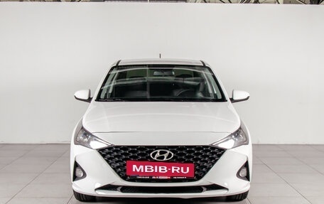 Hyundai Solaris II рестайлинг, 2021 год, 1 699 800 рублей, 3 фотография