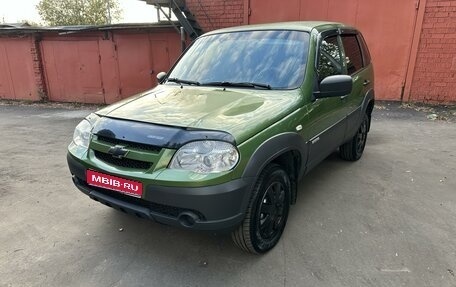 Chevrolet Niva I рестайлинг, 2016 год, 880 000 рублей, 1 фотография