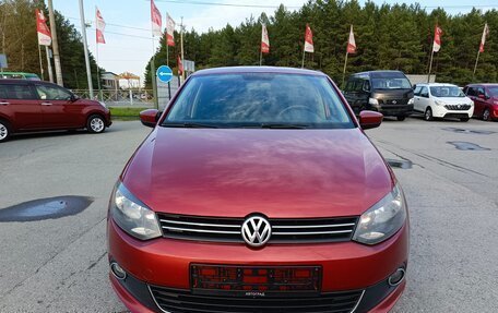 Volkswagen Polo VI (EU Market), 2012 год, 999 000 рублей, 2 фотография