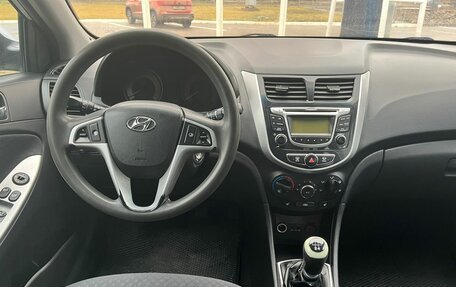 Hyundai Solaris II рестайлинг, 2014 год, 750 000 рублей, 10 фотография